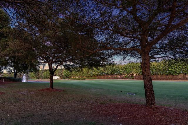 8042 Laurel Ridge Court, Delray Beach, FL 33446