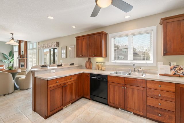 3206 SW Woods Court, Ankeny, IA 50023