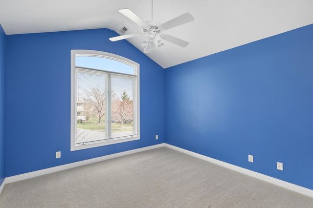 3206 SW Woods Court, Ankeny, IA 50023