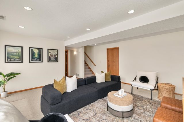 3206 SW Woods Court, Ankeny, IA 50023