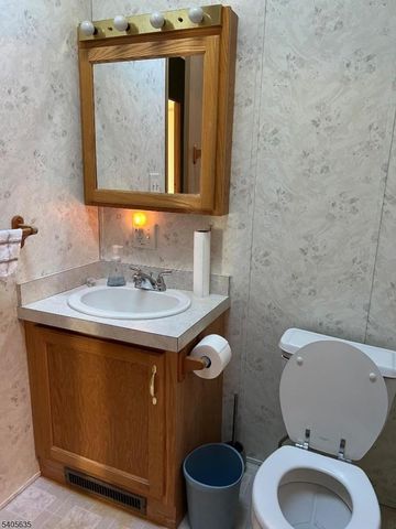 92 NEW STREET, Oxford Twp., NJ 07863