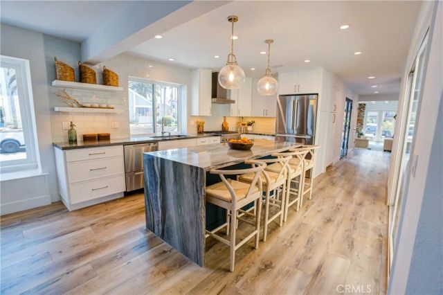 227 18th Street, Huntington Beach, CA 92648