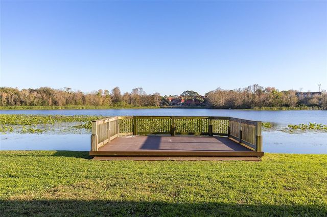 165 N PEARL LAKE CAUSEWAY 104, Altamonte Springs, FL 32714