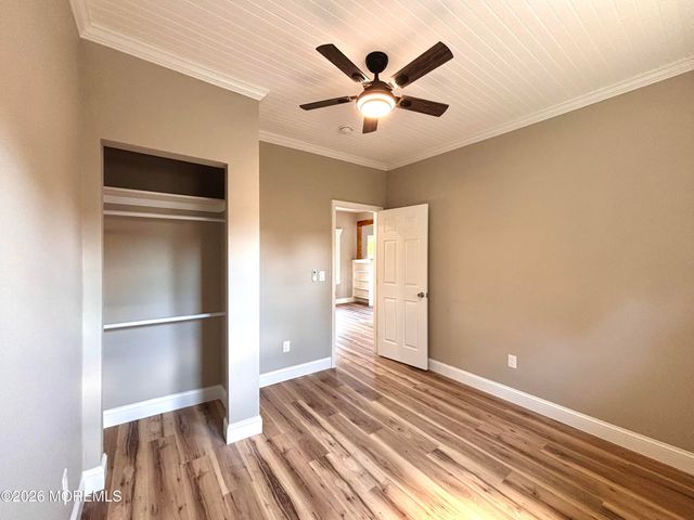 408 Forepeak Avenue, Beachwood, NJ 08722