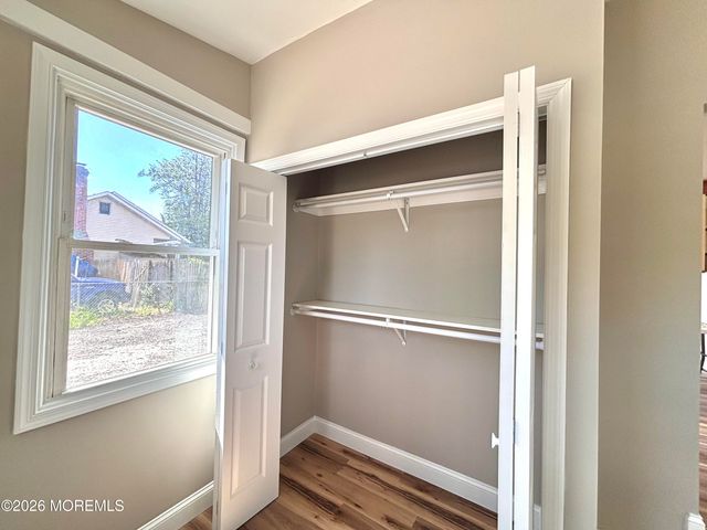 408 Forepeak Avenue, Beachwood, NJ 08722