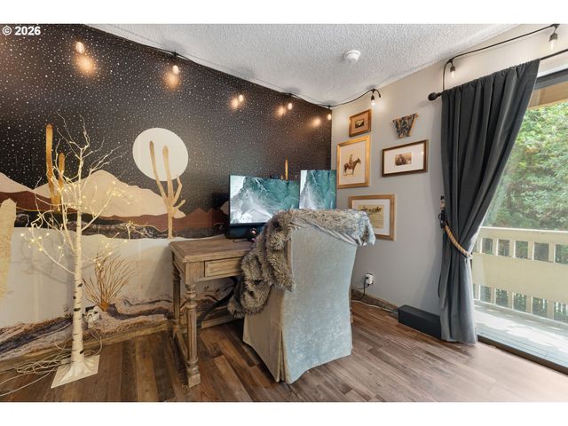 2812 TREE TOP Ln, West Linn, OR 97068