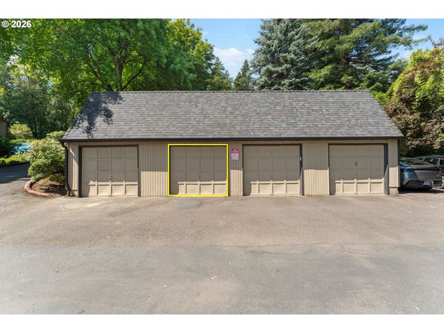 2812 TREE TOP Ln, West Linn, OR 97068