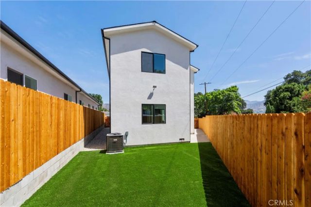 8734 Apperson Street, Sunland, CA 91040