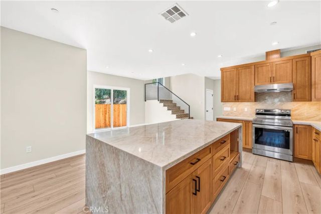 8734 Apperson Street, Sunland, CA 91040