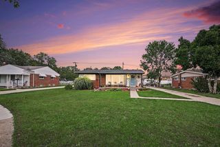 17663 Dolores Street, Livonia, MI 48152