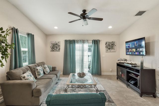 3021 NW 21st Court, Fort Lauderdale, FL 33311
