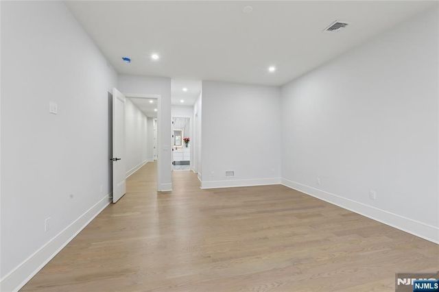 311 Farview Avenue, Paramus, NJ 07652