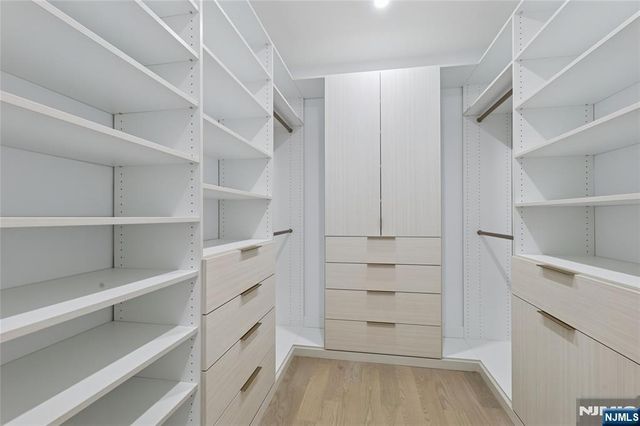 311 Farview Avenue, Paramus, NJ 07652