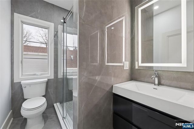 311 Farview Avenue, Paramus, NJ 07652