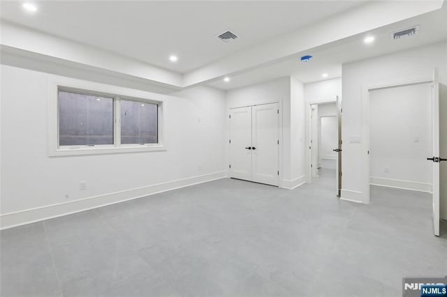 311 Farview Avenue, Paramus, NJ 07652