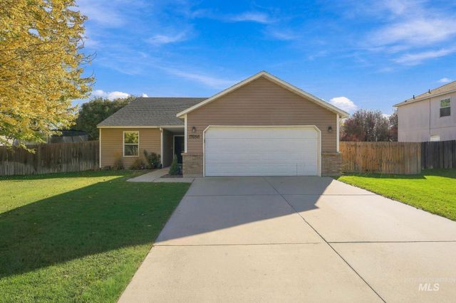 17656 N Parkdale Ave, Nampa, ID 83687 property photo