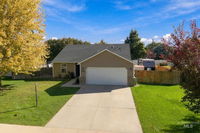 17656 N Parkdale Ave, Nampa, ID 83687