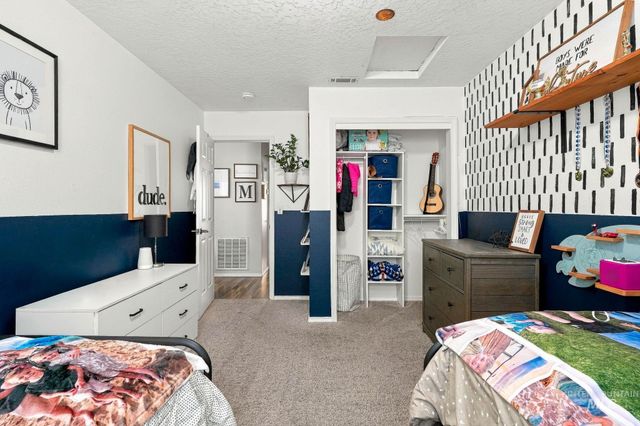 17656 N Parkdale Ave, Nampa, ID 83687