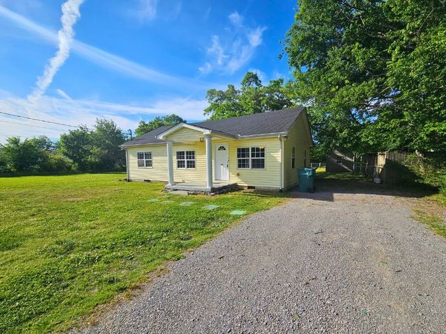 903 Bluebird Rd, Lebanon, TN 37087