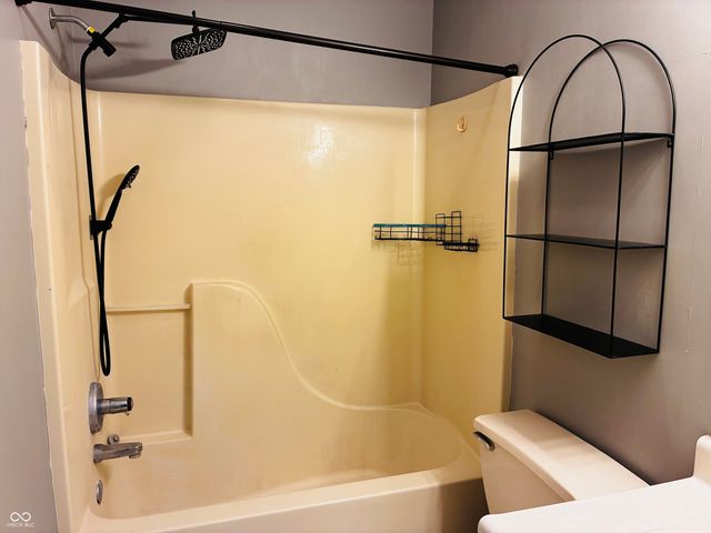 409 E Delaware Street, Fortville, IN 46040
