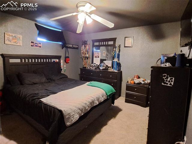 33 Wasatch Drive, Pueblo, CO 81005