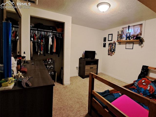 33 Wasatch Drive, Pueblo, CO 81005