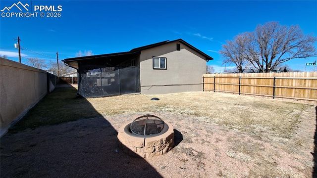 33 Wasatch Drive, Pueblo, CO 81005