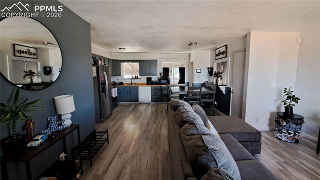 33 Wasatch Drive, Pueblo, CO 81005