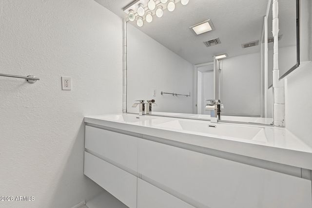 4656 N 40th Street, Phoenix, AZ 85018