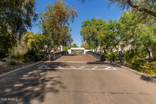 4656 N 40th Street, Phoenix, AZ 85018
