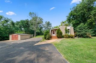 1401 Saline Road, Fenton, MO 63026
