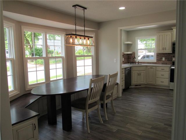1000 E Pearl Street, Harrisonville, MO 64701