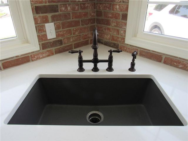 1000 E Pearl Street, Harrisonville, MO 64701