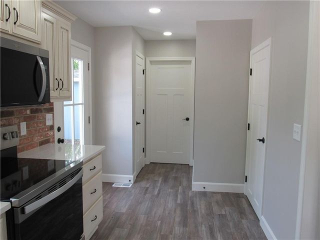 1000 E Pearl Street, Harrisonville, MO 64701