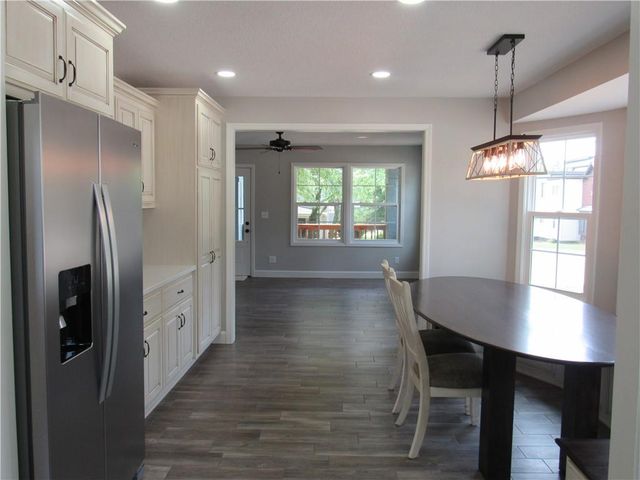 1000 E Pearl Street, Harrisonville, MO 64701