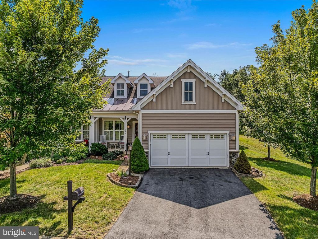 140 OSPREY DR, Lake Frederick, VA 22630