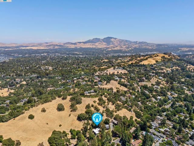 1530 Reliez Valley Rd, Lafayette, CA 94549