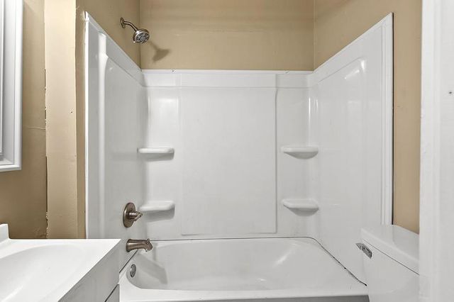 714 METOXEN AVENUE, Kaukauna, WI 54130