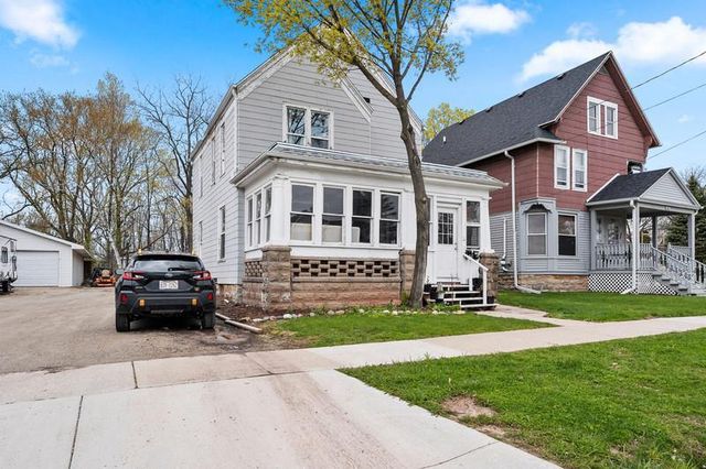 714 METOXEN AVENUE, Kaukauna, WI 54130