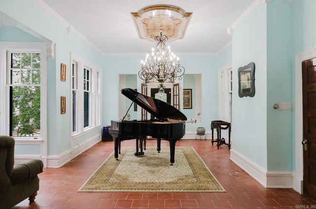 1701 Center Street, Little Rock, AR 72206