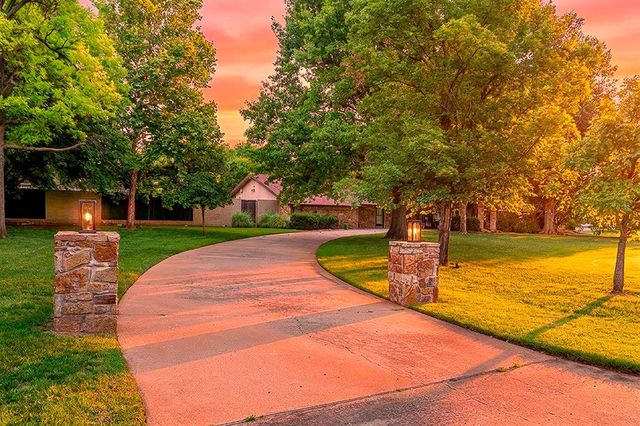 1400 Pranter Lane, Edmond, OK 73013