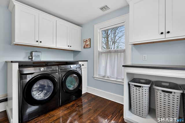 101 North Main Street, Essex, CT 06426