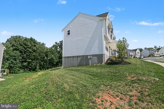 160 RED MAPLE DR, Etters, PA 17319