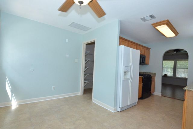 115 Teasley, Kyle, TX 78640
