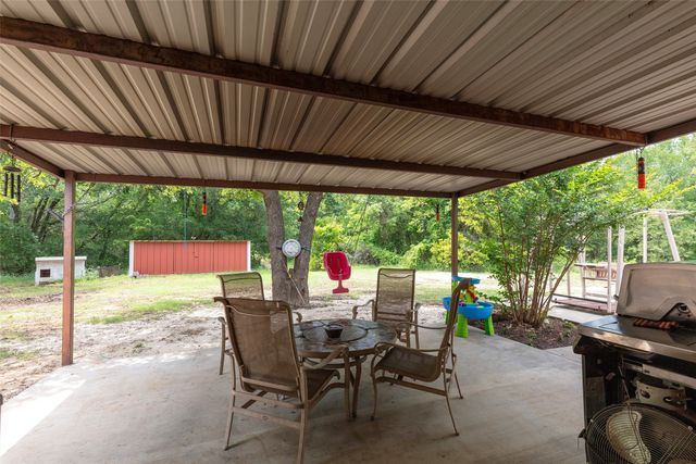 7698 Fm 920, Poolville, TX 76487