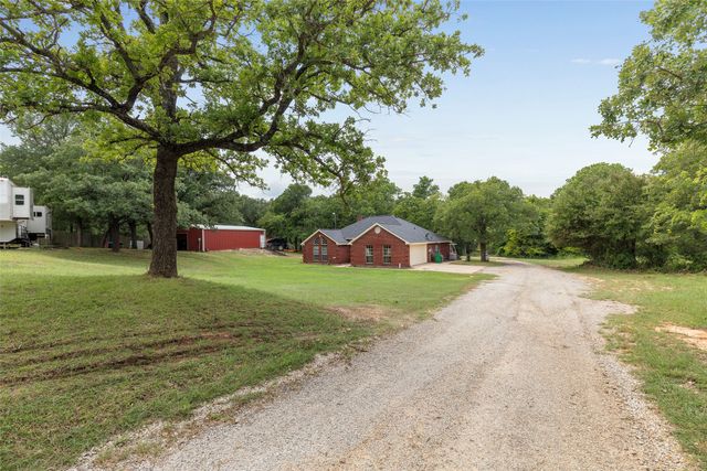 7698 Fm 920, Poolville, TX 76487