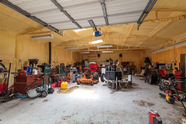 7698 Fm 920, Poolville, TX 76487