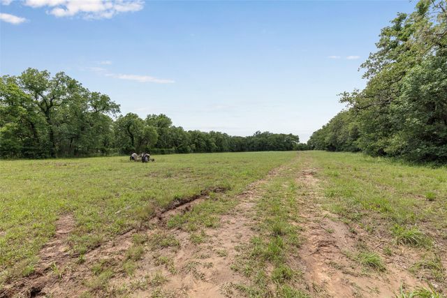 7698 Fm 920, Poolville, TX 76487