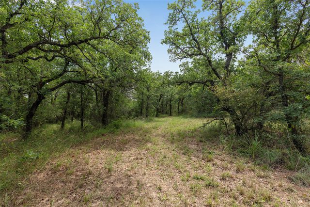7698 Fm 920, Poolville, TX 76487