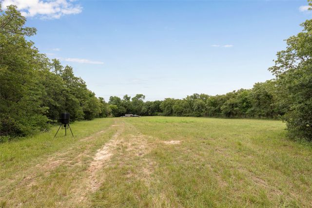 7698 Fm 920, Poolville, TX 76487